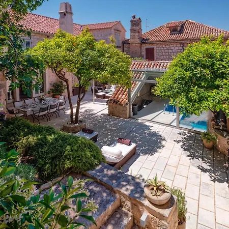 Hvar Royale - 5 Bedroom - Indoor Pool - Beautiful Heritage Βίλα Χβαρ