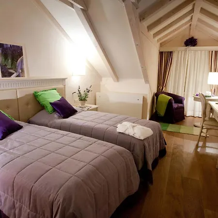 Hvar Royale - 5 Bedroom - Indoor Pool - Beautiful Heritage *