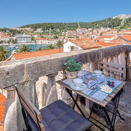Βίλα Hvar Royale - 5 Bedroom - Indoor Pool - Beautiful Heritage Χβαρ