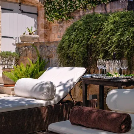 Hvar Royale - 5 Bedroom - Indoor Pool - Beautiful Heritage *
