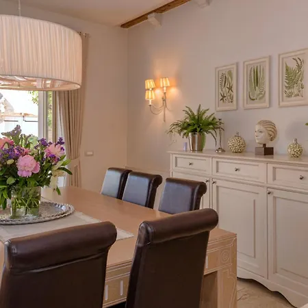 Βίλα Hvar Royale - 5 Bedroom - Indoor Pool - Beautiful Heritage Χβαρ