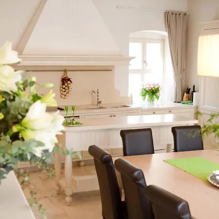 Hvar Royale - 5 Bedroom - Indoor Pool - Beautiful Heritage Villa