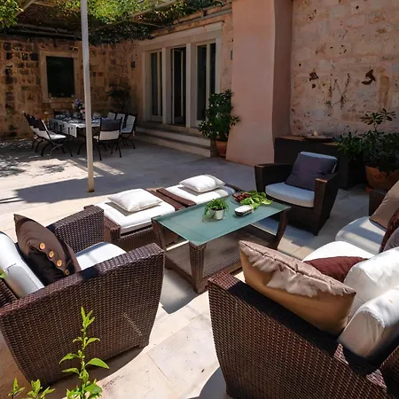 Hvar Royale - 5 Bedroom - Indoor Pool - Beautiful Heritage Hvar Town