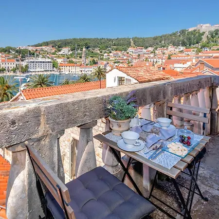 Hvar Royale - 5 Bedroom - Indoor Pool - Beautiful Heritage * Hvar Town