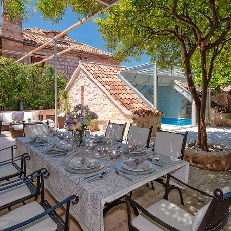 Villa Hvar Royale - 5 Bedroom - Indoor Pool - Beautiful Heritage *
